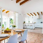 Mimosa Villa